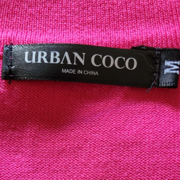 Women's Majenta Shrug Sweater Cropped Style Never Worn - Picture 3 of 4